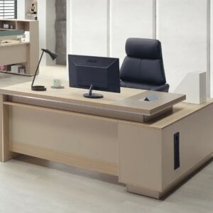 5.8尺真利士主管桌