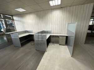 2.5屏風102高平銀櫃台板側桌