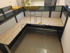 2.5屏風烤黑122高主桌中抽