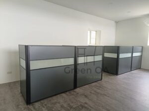 2.5屏風烤黑色深灰平板122高主桌側桌