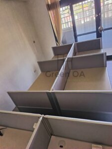 2.5屏風(102高)+主桌+塑膠中抽