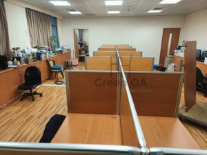 2.5屏風兩層132高主桌3