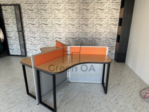 2.5屏風102高2層口字腳造型桌3