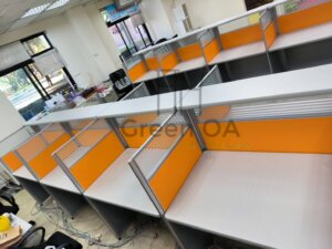 2.5屏風122高主桌櫃檯板3