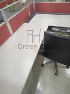 2.5屏風(112高)+1 1雙邊辦公桌+電腦桌1