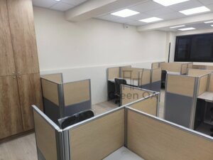 2.5屏風(112高)兩層+主桌+abs中抽+辦公椅4