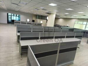 2.5屏風(122高)+cd桌1