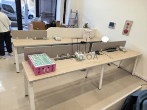 口字腳工作站+a字腳工作站+桌上屏1