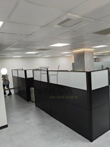 2.5屏風(152高)烤黑1