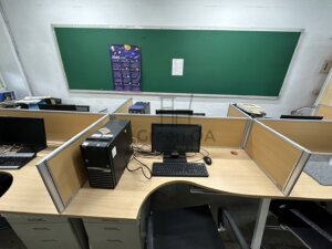 桌上屏+高活動櫃1