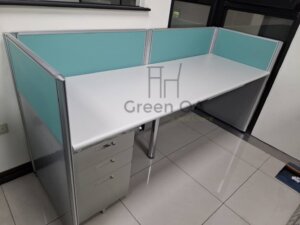 2.5屏風(102高)+主桌+活動櫃+abs中抽1