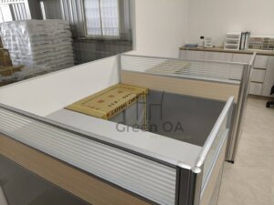 2.5屏風(112高)+cd辦公桌+理想櫃2