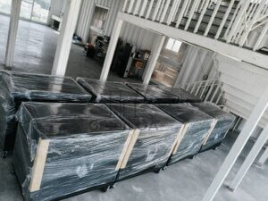 黑色雙開門公文櫃1