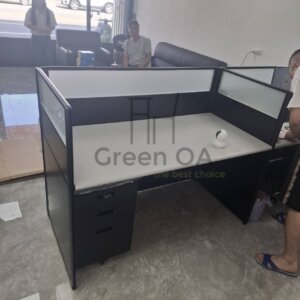 2.5屏風(112高)烤黑+主桌+黑色活動櫃1