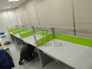 2.5屏風(112高)+主桌+abs中抽+活動櫃+職員椅2