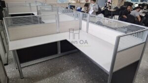 2.5屏風(122高)+主桌+側桌2