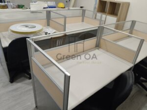 2.5屏風(112高)+主桌+活動櫃1