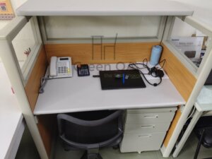 6公分屏風(126高)+主桌+abs中抽+活動櫃+櫃檯板2