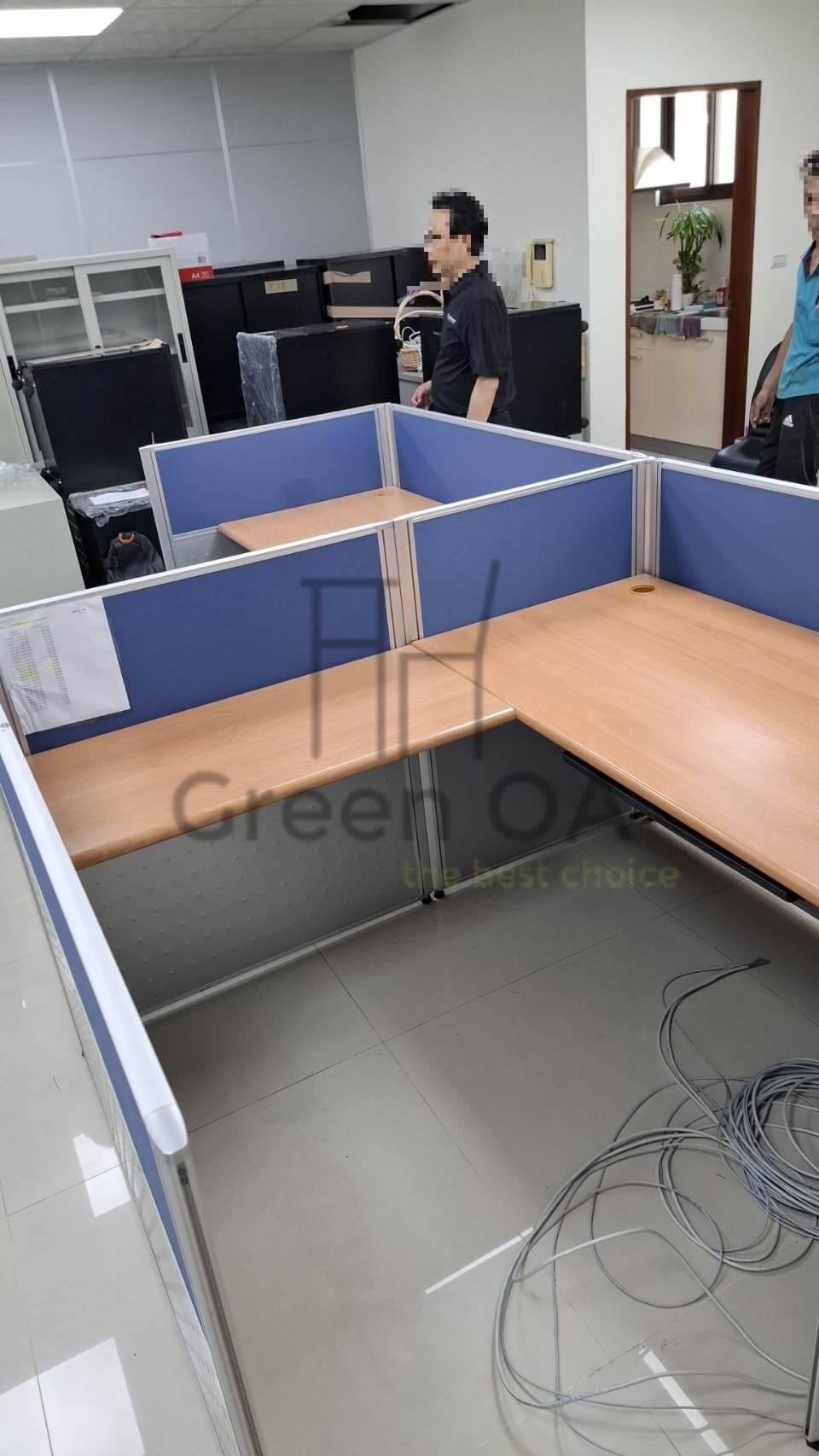 2.5屏風(102高)+主桌+側桌6