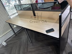 2.5屏風(112高)烤黑+直角桌板+ABS黑色中抽