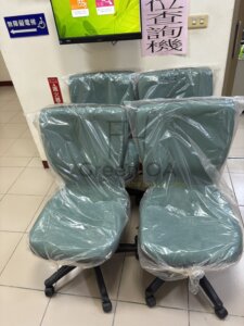 人體工學辦公椅無扶手1