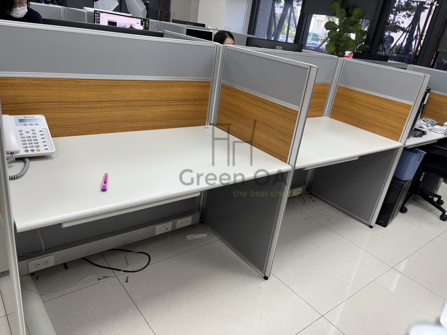 2.5屏風(122高)分三層+主桌