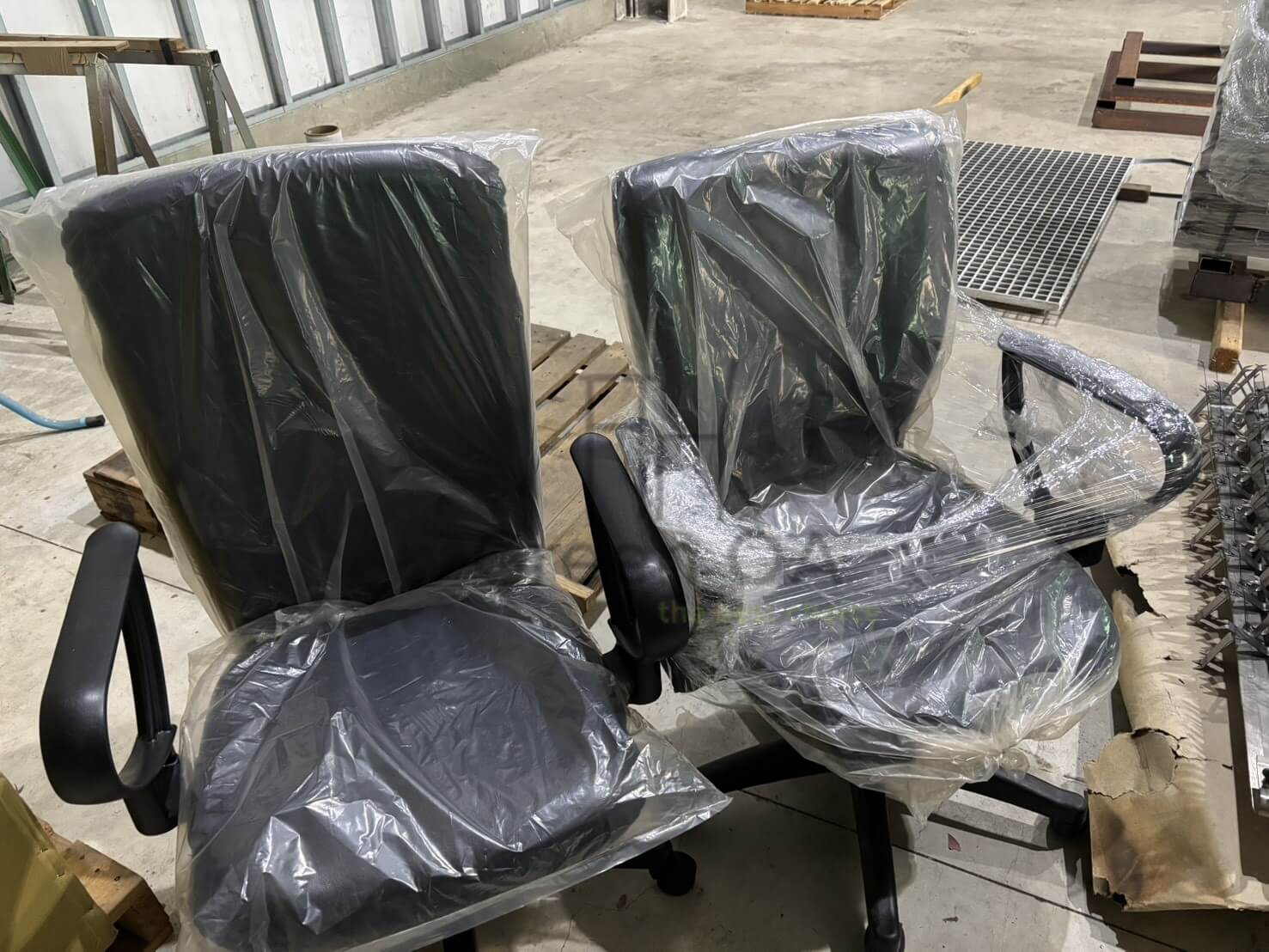 高背辦公椅+新人體工學辦公椅1