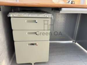 2.5屏風(102高)+木紋主桌+活動櫃+ABS中抽2