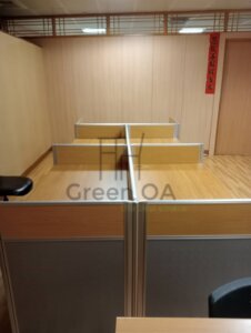 2.5屏風(92高)+木紋主桌