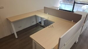 SQA工作站+側桌+桌上屏+F型活動櫃4