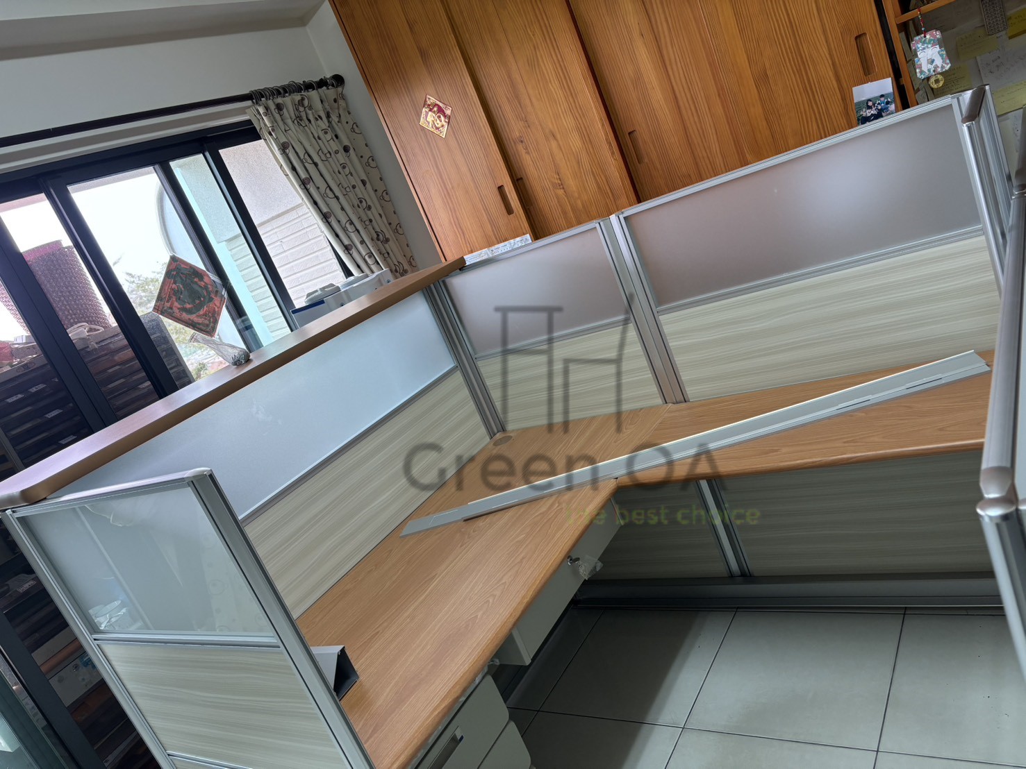 20250202嘉義縣中埔鄉信捷營造 2.5屏風(112高)+木紋主桌+木紋側桌+木紋櫃檯板1