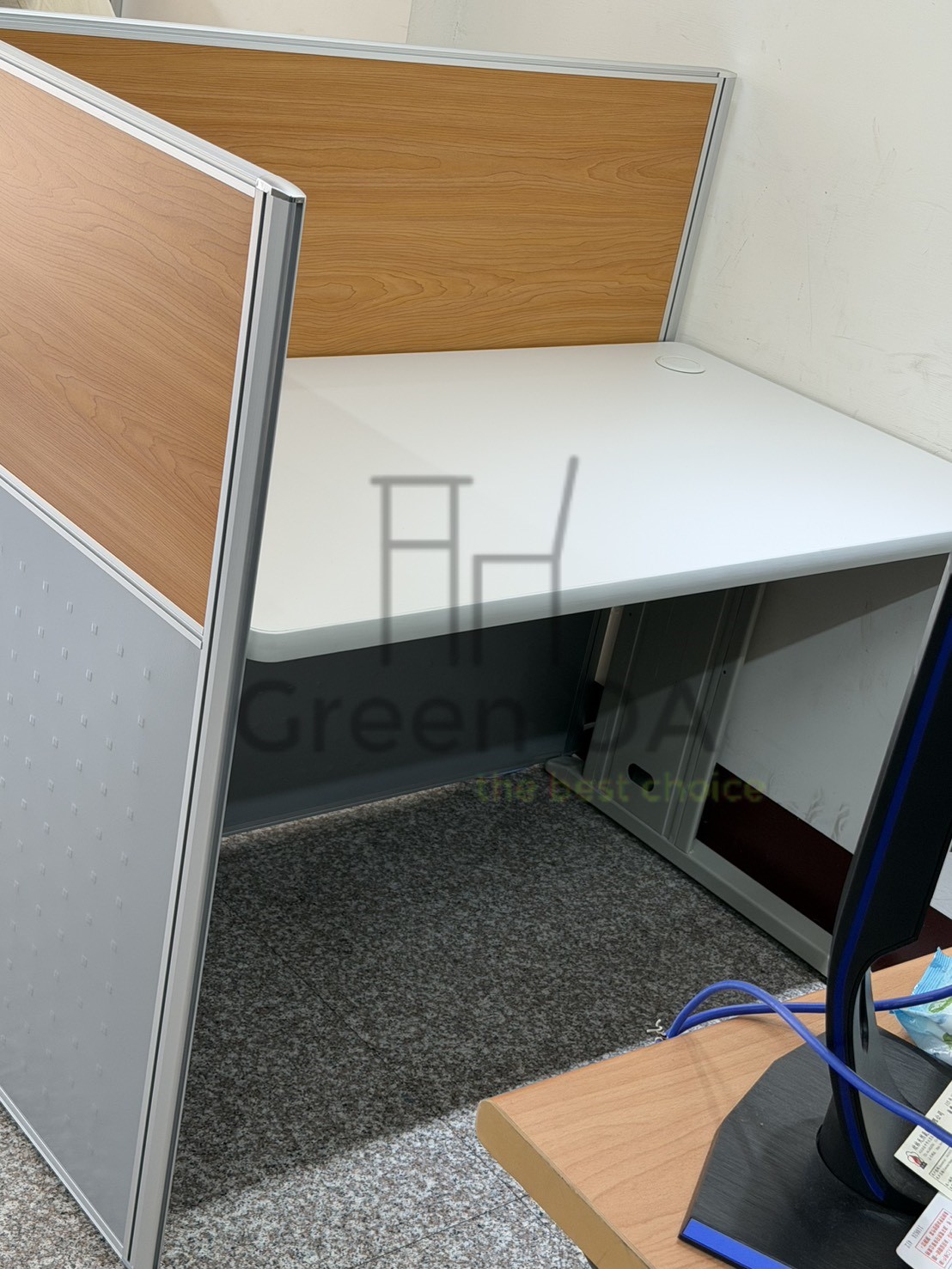 2.5屏風(112高)+平條桌板2