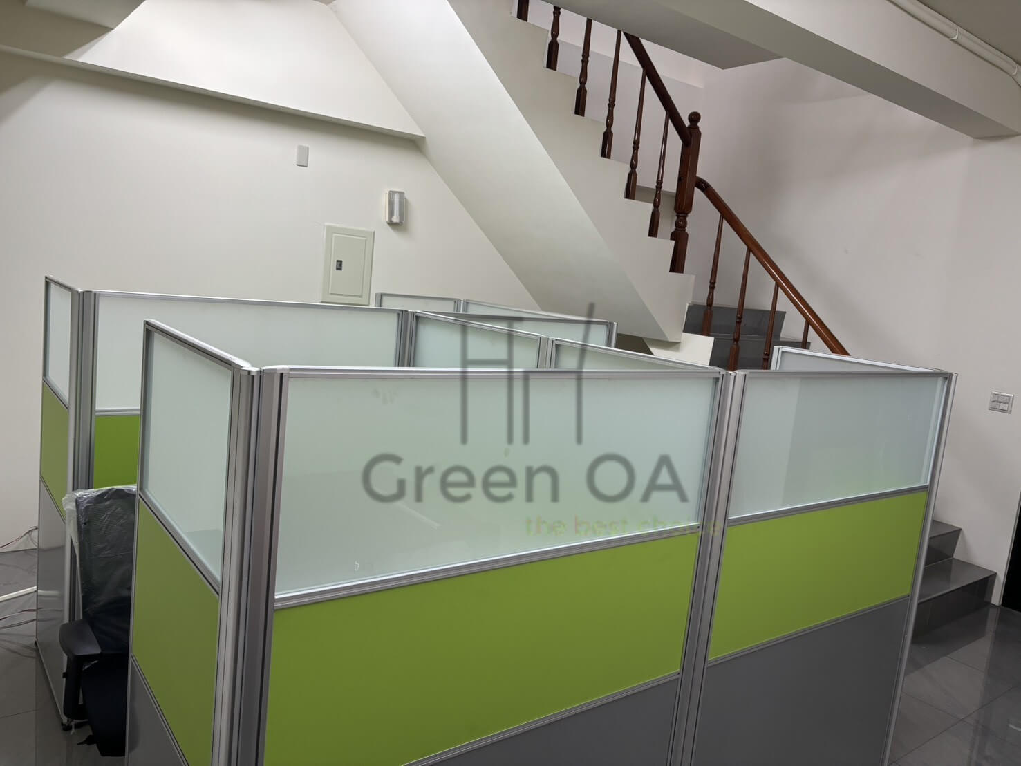 2.5屏風(152高)+平條桌板+平條側桌板3