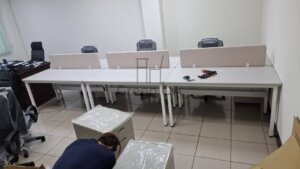 S40工作站+桌上屏+活動櫃+辦公椅2