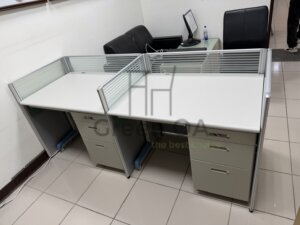 2.5屏風(92高)+單邊三抽屜辦公桌2