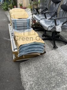 折合式會議桌+人體塑鋼折合椅+黑網辦公椅