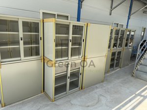 3尺玻璃鐵櫃1